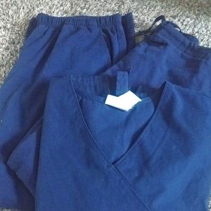 Scrubs size large
